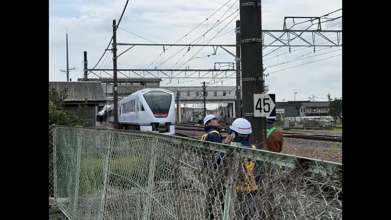 ����1